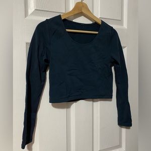 Lululemon navy blue long sleeve top size 6 / small